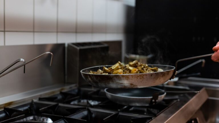 Préparer la recette parfaite de girolles : astuces et conseils