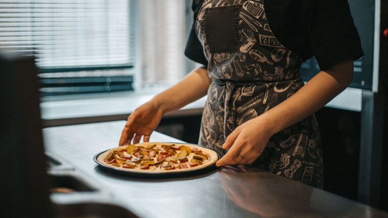Comment cuire une pizza surgelée à la poêle sans la brûler